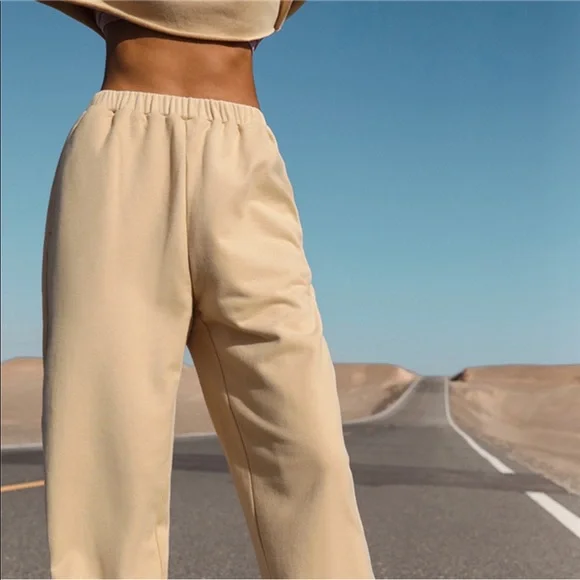 2PC Activewear Set - Picture 4 of 8